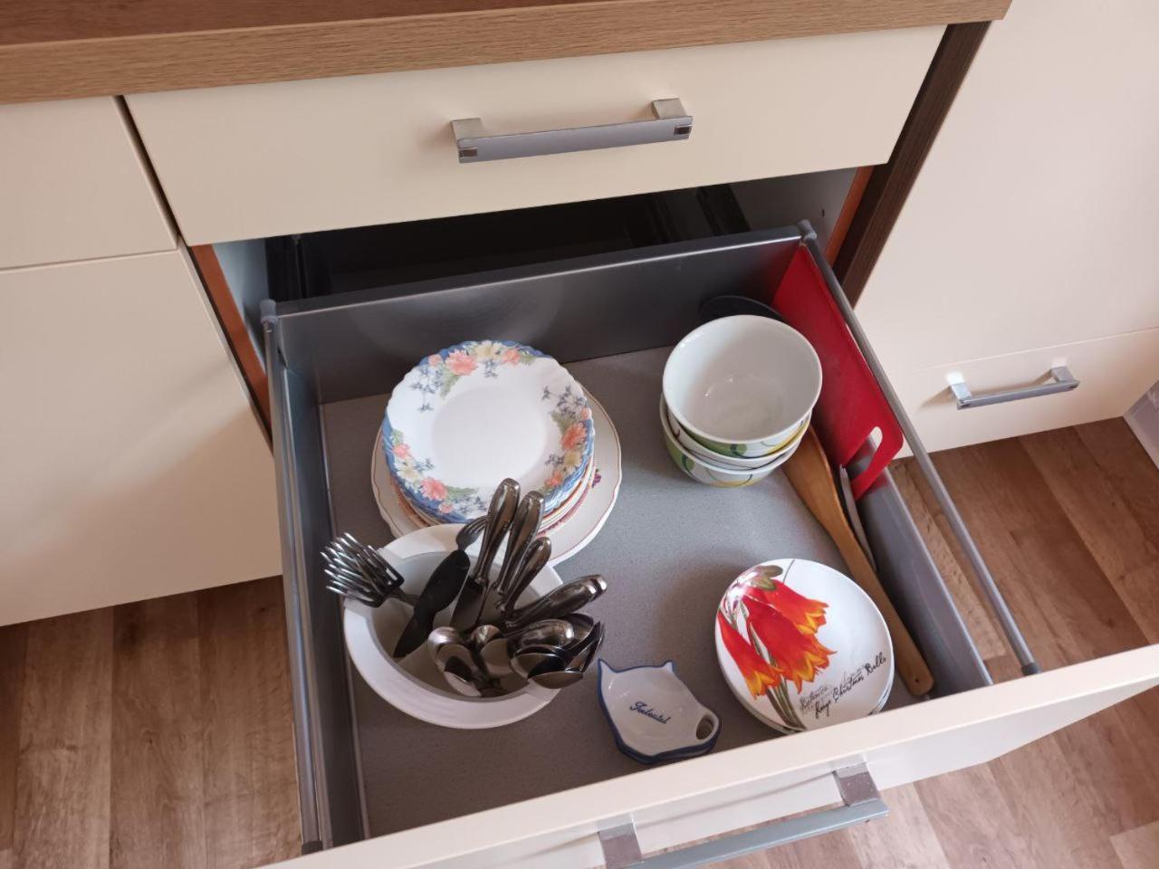 Appartement Flat In Neo Country Style Aus Gruenderzeit Bis 6 Person Leipzig
